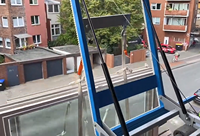 Transporteur à flèche articulée sans rail robuste - Équipement de manutention polyvalent pour la levée de plaques de verre