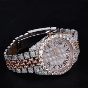Montre pour homme en moissanite de qualité supérieure, entièrement sertie de diamants, avec bracelet en acier inoxydable et design hip-hop de luxe - Product Image 1