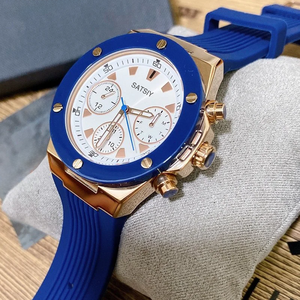 <span class=keywords><strong>GUESS</strong></span> GW0030L3 นาฬิกาโครโนกราฟสุดหรูสำหรับสุภาพสตรีหน้าปัดอะนาล็อกสีขาวโรสตัวเรือนสแตนเลสสายซิลิโคนควอตซ์ 50 ม - Product Image 5