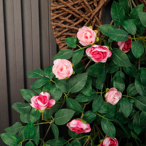 Mur de fleurs artificielles en rose, 87 cm, en soie, pour décoration extérieure et intérieure - Product Image 4