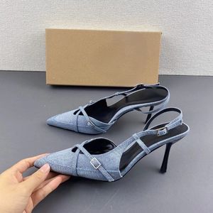 รองเท้าส้นสูงผู้หญิงแบบสลิงแบ็ค ปลายแหลม ผ้าเดนิม ส้นสูง - Product Image 3