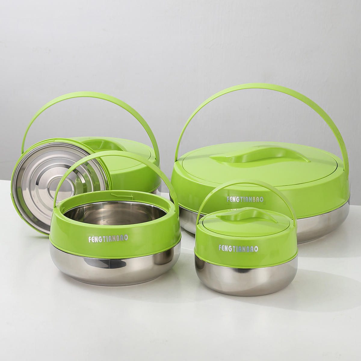 สีเขียว