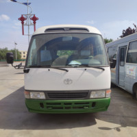 Minibús Toyota Coaster Usado de 30 Plazas, 4x4, 32 Asientos para Eventos, Tipo de Combustible Diésel
