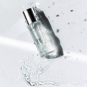 Tónico Facial para Piel Sensible con Niacinamida y Ácido Hialurónico, Antienvejecimiento, para el Tratamiento del Acné - Product Image 2