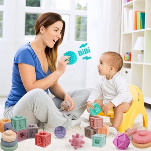 Montessori jouet bébé boule en silicone souple anneaux empilables cubes 3D blocs de construction empilables jouet pour bébé jouet d'éducation sensorielle - Product Image 3