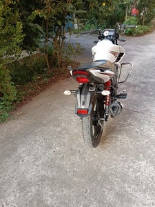 Motocicletas Yamaha Usadas a <span class=keywords><strong>Precio</strong></span> Económico, 150cc, Suministro de Fábrica China Jia, <span class=keywords><strong>Segunda</strong></span> <span class=keywords><strong>Mano</strong></span> en Venta - Product Image 5