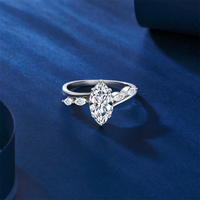 Bagues personnalisées Fabricant de bagues Moissanite classique en argent sterling S925 à six broches Oeil de cheval Bague de mariage de luxe