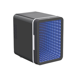 <span class=keywords><strong>Mini</strong></span>-réfrigérateur électrique 4L pour la maison et les camping-cars, double zone de température, réfrigérateur cosmétique avec miroir, prêt à offrir, 13 couleurs de lumière, US - Product Image 1