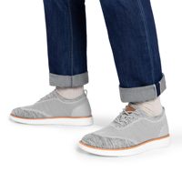 Baskets légères à la mode rétro pour hommes Chaussures de tennis de marche décontractées confortables classiques 2024