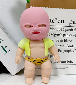 Juguete Sensorial Antiestrés, Muñeco Bandito Negro Kawaii, Juguete para Apretar para Niños - Product Image 1