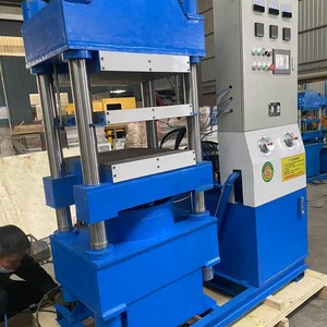 Presse hydraulique à quatre colonnes de 160 tonnes pour la vulcanisation des plaques en caoutchouc, haute rigidité, usage industriel - Product Image 3