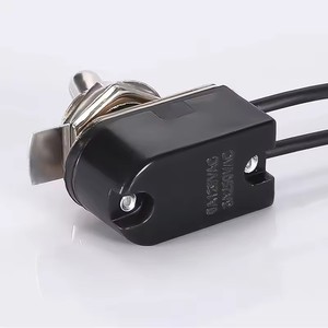 Interruptor de palanca estándar Precableado de encendido/apagado de CA 250V 6A con Cable de alambre Interruptor de <span class=keywords><strong>contactos</strong></span> SPST para equipos eléctricos - Product Image 3