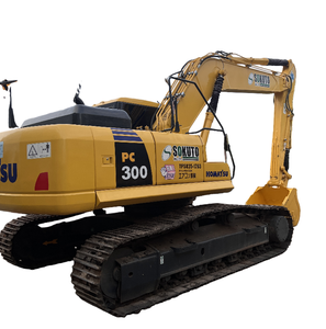 รถขุดไฮดรอลิกแบบตีนตะขาบ Komatsu PC300 มือสองจากญี่ปุ่นแท้ ขนาด 30 ตัน รุ่นปี 2022 เครื่องยนต์ 187 กิโลวัตต์ พร้อมปั๊มและลูกปืน - Product Image 1