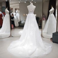 Robe de mariée 2-en-1 avec corset transparent à baleines, jupon en dentelle détachable, ceinture en satin, traîne chapelle, personnalisable, vente en gros, fleurs pour la mère de la mariée