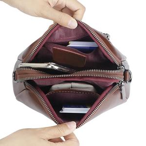 Sacs à bandoulière et sacs croisés rétro AndoBag pour femmes - Sac à téléphone simple et élégant en cuir véritable 3172 - Product Image 4