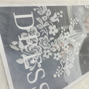 قماش دانتيل أفريقي خفيف الوزن من البوليستر جيد التهوية وسريع الجفاف - Product Image 2