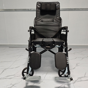 Fauteuil roulant manuel léger, pliable et inclinable avec frein en U pour les personnes âgées et les voyageurs - Product Image 1