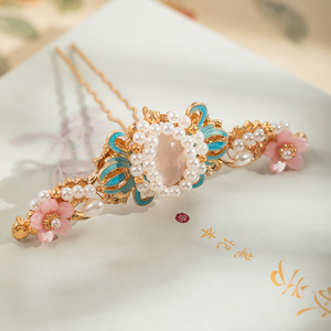 Couronne et épingle à cheveux élégantes de style Hanfu chinois ancien, polyvalentes, style national classique, pour cheongsam. - Product Image 1