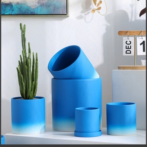 Personnalisation Pot de fleur en céramique de style simple, jardinière de fleur de dégradé bleu Klein pour la déco de <span class=keywords><strong>jardin</strong></span> à la <span class=keywords><strong>maison</strong></span> - Product Image 2