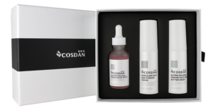 Kit anti-âge raffermissant soigneusement conçu pour un lifting et une réduction des rides, pour des contours jeunes. - Product Image 3