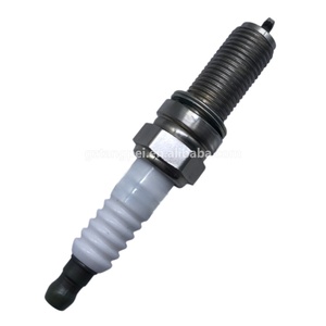 Piezas Automotrices de Alta Calidad: Bujía de Iridio para Chevrolet OEM <span class=keywords><strong>IXUH22</strong></span> - Product Image 3