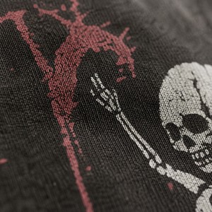 T-shirt vintage da uomo a maniche lunghe in cotone pesante lavato con acido, stampa grafica digitale DTG personalizzata - Product Image 3