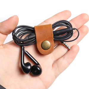Organisateur de câbles de voyage en cuir véritable pour écouteurs, chargeurs USB, avec clip, support de rangement pour câbles de données et accessoires, personnalisable avec logo - Product Image 6
