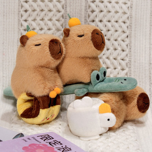 Pulsera de Peluche TGYW con Diseño de Animal, Brazalete Suave y Adorable de Capibara - Product Image 2