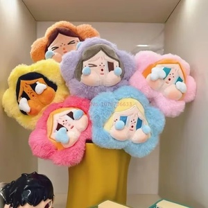 2024 boîte aveugle Original Crybaby Sad <span class=keywords><strong>Club</strong></span> série-fleur en peluche 1pc/6 pièces Crybaby Mystery Box mignon modèle jouets poupée cadeaux décoration - Product Image 1