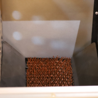Cage à volaille de haute qualité pour une utilisation à long terme chez les poules reproductrices