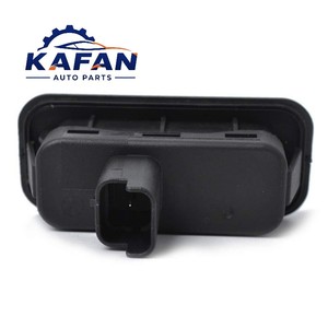 8200076256 8200385515 Interruttore Portellone Posteriore per Renault Clio III <span class=keywords><strong>Twingo</strong></span> II Laguna III Megane II Kangoo Scenic II - Product Image 1
