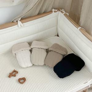 <span class=keywords><strong>Guantes</strong></span> de cochecito de invierno modelo 2024, accesorios <span class=keywords><strong>para</strong></span> cochecito de oso de dibujos animados a prueba de viento y cálidos, <span class=keywords><strong>guantes</strong></span> de felpa cálidos <span class=keywords><strong>para</strong></span> cochecito al aire libre - Product Image 5