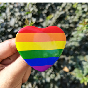 Accessoires de mode promotionnels de mode arc-en-ciel coloré <span class=keywords><strong>insigne</strong></span> en fer blanc personnalisable - Product Image 4