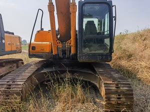 Excavatrice d'occasion HyundaiR225LC-7 d'origine coréenne en bon état avec moteur et pompe, vente au meilleur prix - Product Image 4
