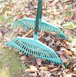 D5861 Vente en gros de grande râteau à feuilles pour <span class=keywords><strong>jardin</strong></span>, outil de jardinage, râteau à herbe à long manche - Product Image 3