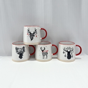 Tazas de Cerámica con Diseño de Reno Navideño, Proveedor Chino al por Mayor, Tazas de Cerámica con Asa Roja, Regalo de Navidad - Product Image 1