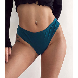 Culottes string sexy pour femmes, coupe haute, multicolores, en tricot uni Spandex/Nylon, antibactériennes, sans coutures, effet push-up - Product Image 3