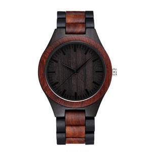Montre en bois naturel gravée en usine, vente en gros OEM, logo personnalisé en vrac <span class=keywords><strong>pour</strong></span> messages émotionnels, cadeaux <span class=keywords><strong>pour</strong></span> couples et familles - Product Image 5