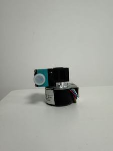 Pompe à encre UV <span class=keywords><strong>KNF</strong></span> PML10521 NF60 de haute qualité, débit de 0,6 L/min, pièces détachées neuves noires pour imprimante jet d'encre Roland - Product Image 4