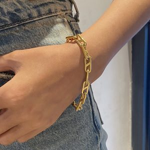 Pulsera Geométrica de Acero Inoxidable Dorada, Joyería Unisex, Regalo, Diseño de Cadena - Product Image 2