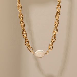 À la mode Étanche 18k Plaqué Or Conque Shell Perle Déclaration Collier Plage Bijoux Coquillages Colliers Réglable Perle Colliers - Product Image 3