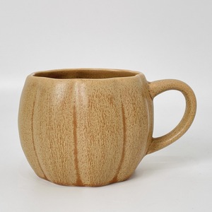 Gobelet en forme de citrouille de 5,35 pouces - Product Image 1