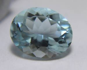 2.35 Ct naturel bleu ciel aigue-marine pierre précieuse ovale taillée à facettes pierre en vrac pour la fabrication de bijoux - Product Image 2