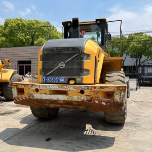 Cargadora de Ruedas Volvo L120G Usada, Original Sueca, de Segunda Mano, Cargadora Frontal, Equipo Pesado para Movimiento de Tierras y Minería - Product Image 5