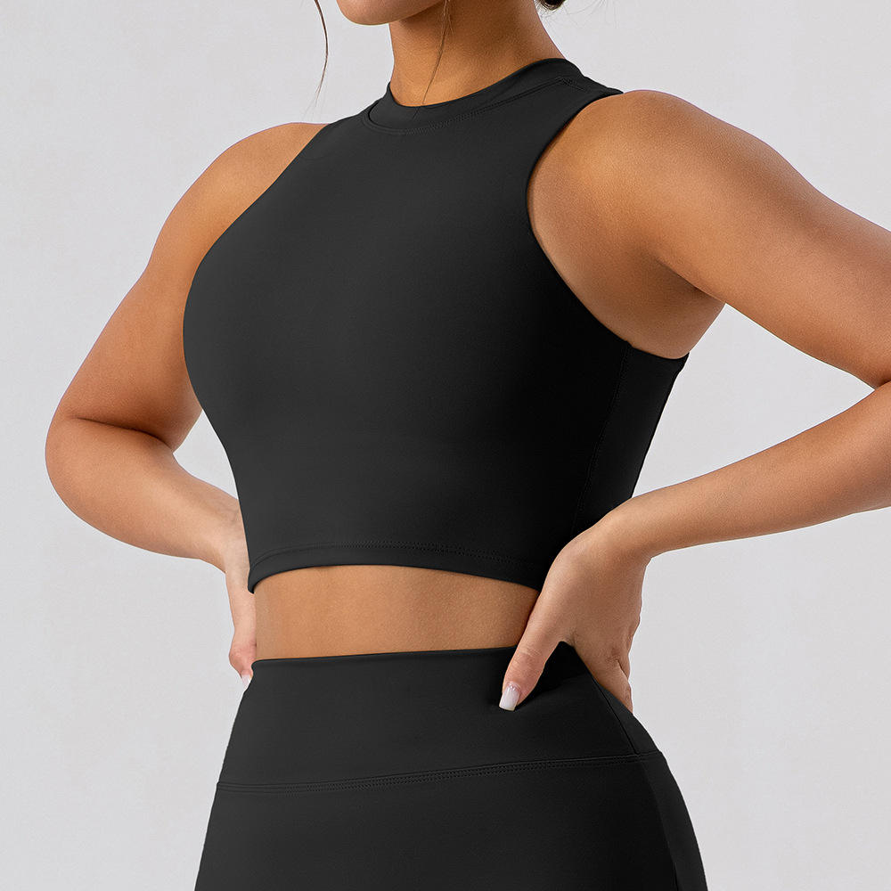 เสื้อกั๊กสีดำ +