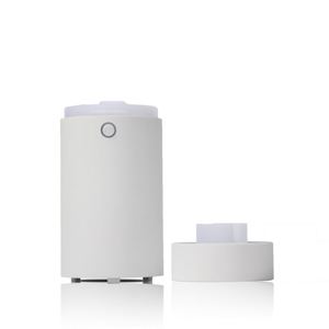Difusor de Aroma Profesional Mini Inteligente Eléctrico Libre de BPA, Nebulizador de Aceites Esenciales para Auto, <span class=keywords><strong>Deshumidificador</strong></span>, Capacidad de 70 ml, Ruido <25dB - Product Image 3