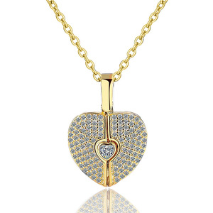 Collar de Diamantes en Forma de Corazón en Oro Amarillo para Mujer, Uso Diario Romántico, Diamantes Naturales Color G - Product Image 1