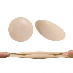 Nouveaux autocollants de poitrine en silicone extra-adhésifs sans colle, technologie noire, invisibles et sans couture pour femmes - Product Image 1