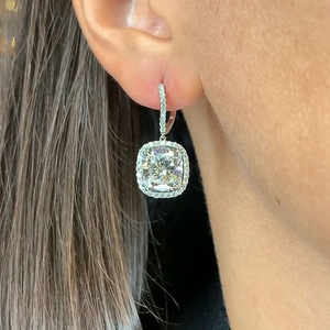 Orecchini Geometrici alla Moda per Donne, Accessori per Orecchie Semplici per Uso Quotidiano, Outfit Casual e Regalo - Product Image 2