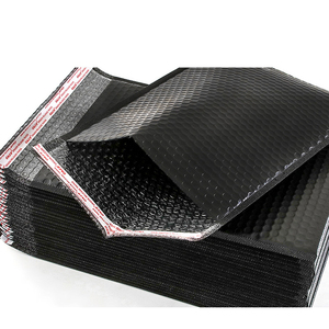 En stock: Sobres de burbujas de PVC BOPP negro mate, autosellables, para envíos por correo y mensajería. - Product Image 5